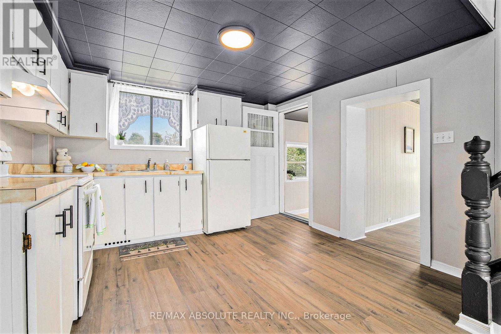 Photo 21 of 10 Neilson Street, Mcnab Braeside ON