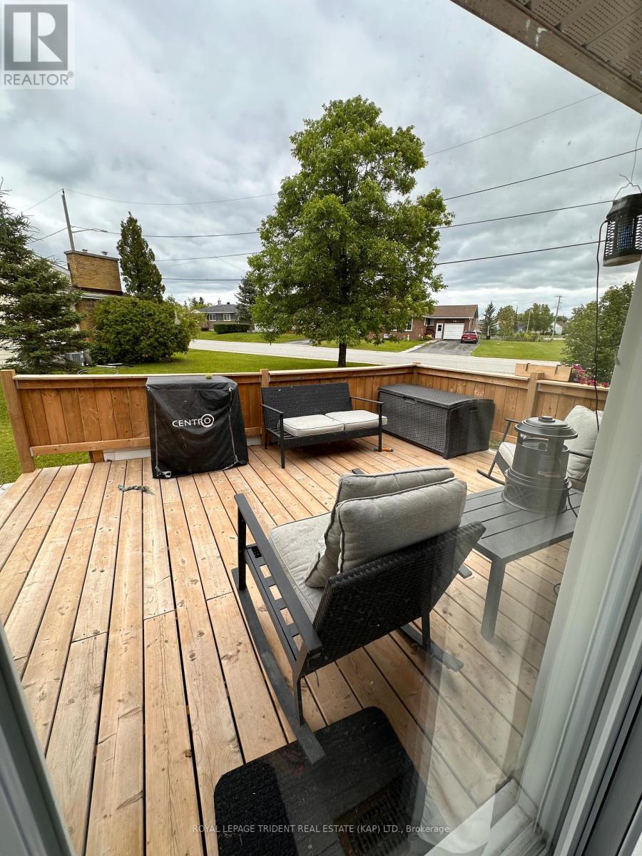 Photo 30 of 17 Ash Street, Kapuskasing ON