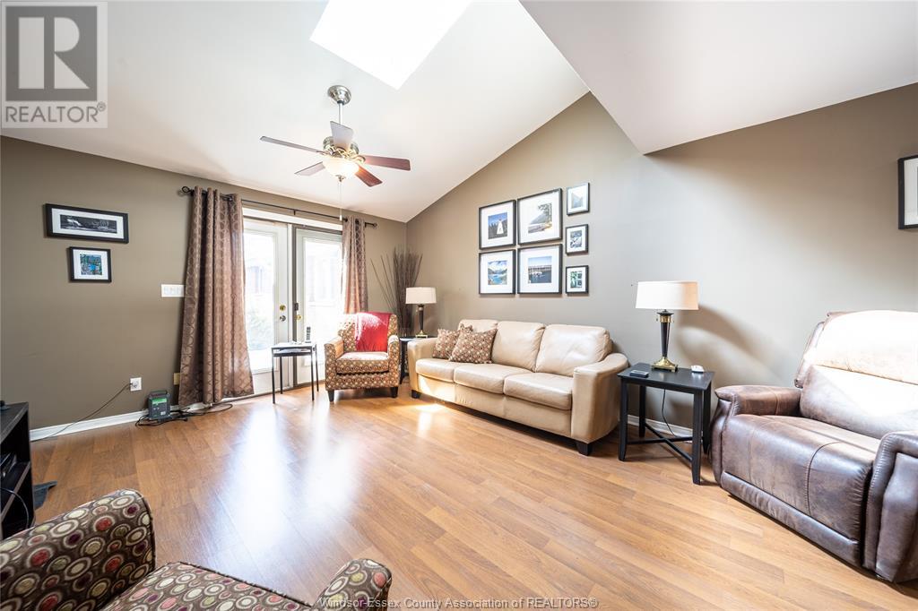 Photo 3 of 2935 Mckay Unit 2, Windsor ON