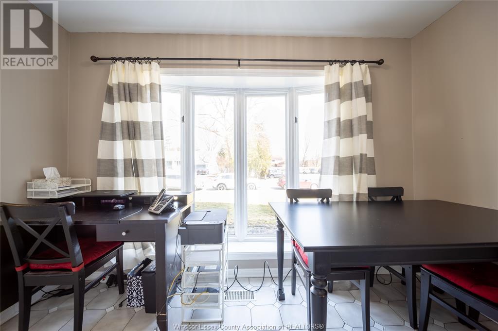 Photo 8 of 2935 Mckay Unit 2, Windsor ON