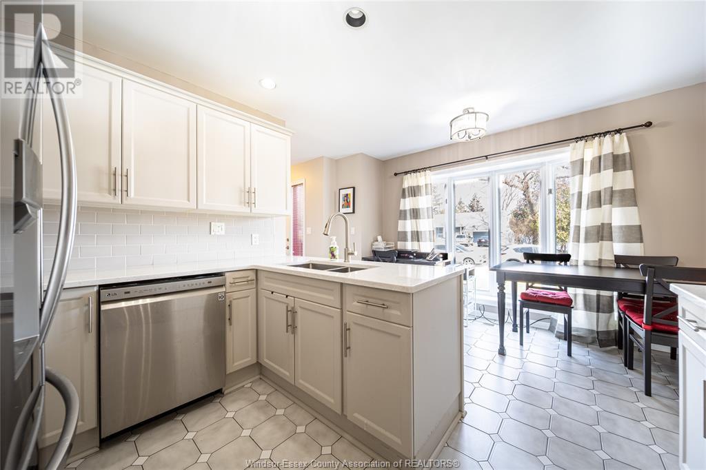 Photo 9 of 2935 Mckay Unit 2, Windsor ON