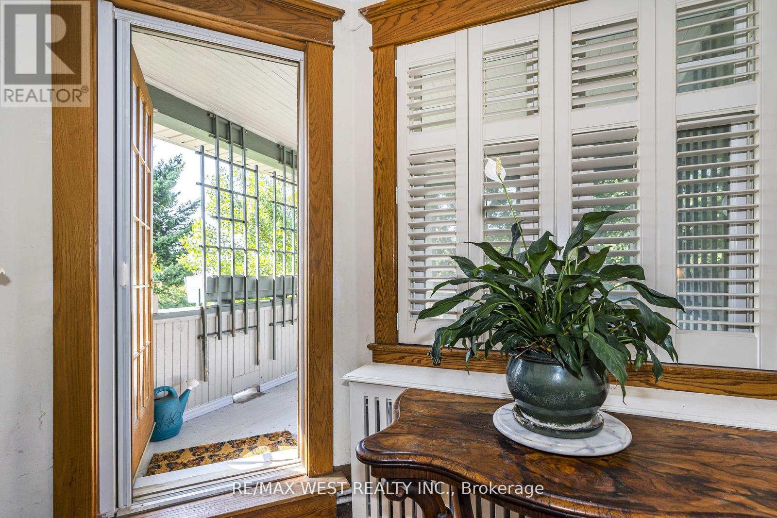 9A HUMEWOOD DRIVE - 20