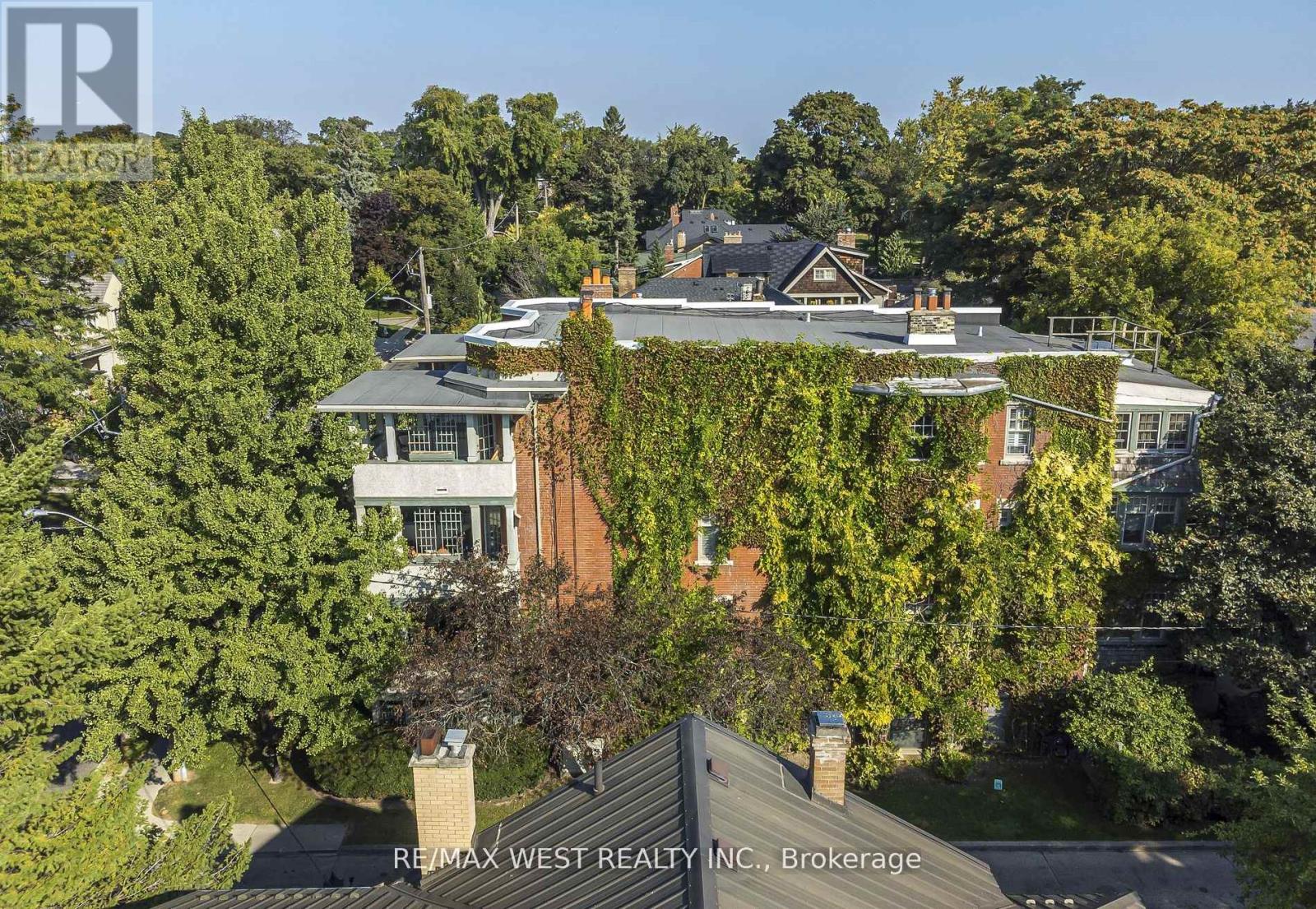 9A HUMEWOOD DRIVE - 37