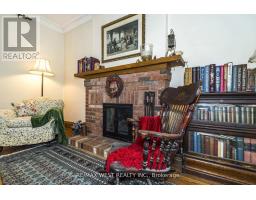 9a Humewood Drive, Toronto, ON M6C1C9 Photo 19