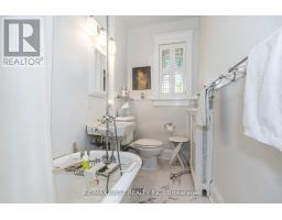 9a Humewood Drive, Toronto, ON M6C1C9 Photo 25