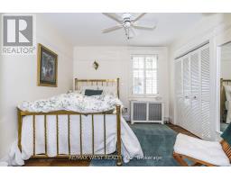 Bedroom - 9a Humewood Drive, Toronto, ON M6C1C9 Photo 8