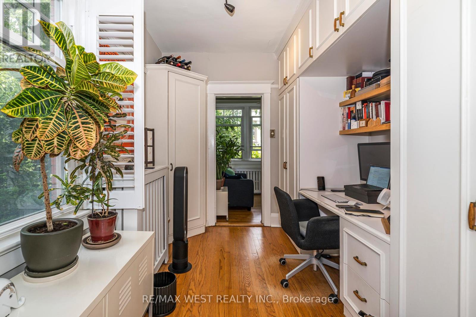 9B HUMEWOOD DRIVE - 17