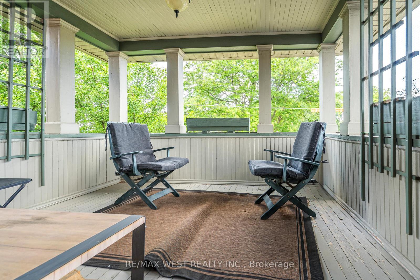 9B HUMEWOOD DRIVE - 34
