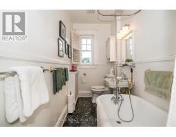 9b Humewood Drive, Toronto, ON M6C1C9 Photo 26