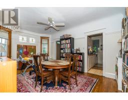 9b Humewood Drive, Toronto, ON M6C1C9 Photo 27