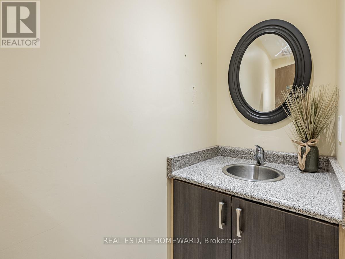 Photo 25 of 2438 Danforth Avenue, Toronto ON
