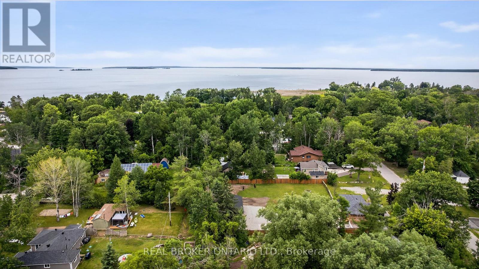 Photo 19 of 178 Woodlands Avenue, Tay ON