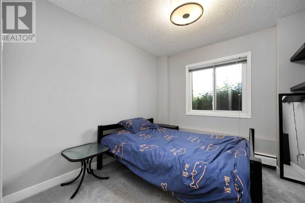 Single Family House for Sale in    Street SW Glenbrook Calgary 