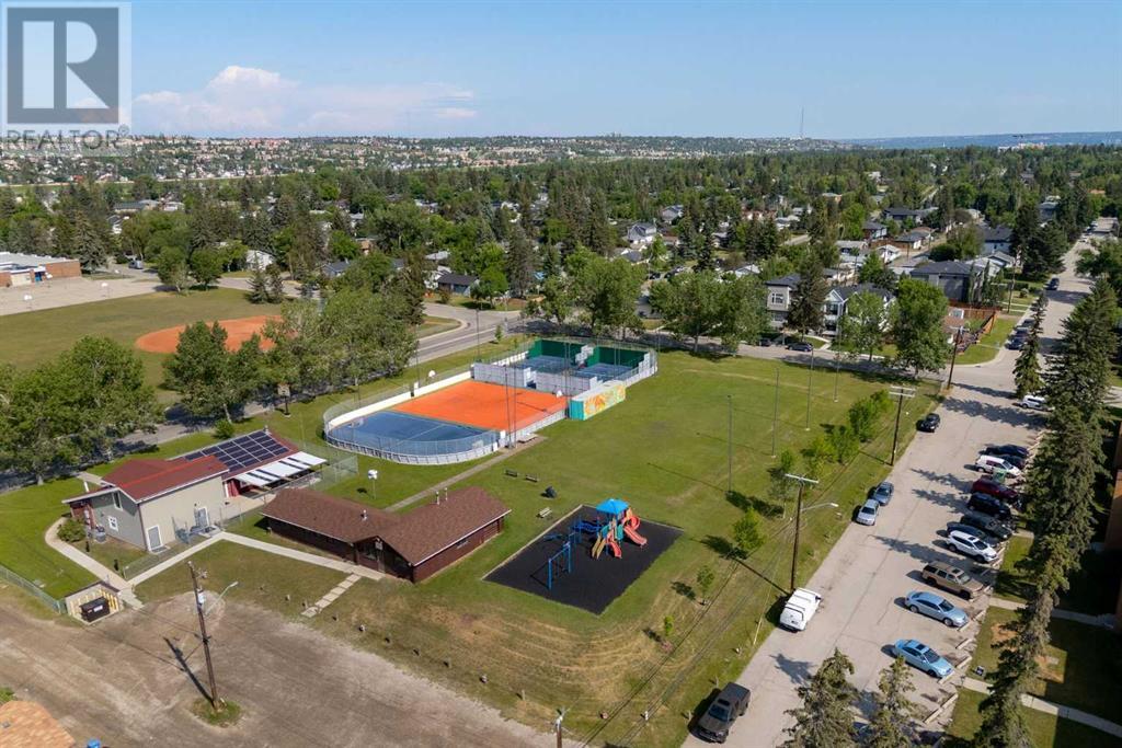 Single Family House for Sale in    Street SW Glenbrook Calgary 