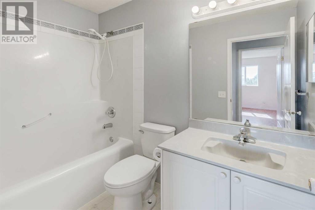 Single Family House Bi-level for Sale in  Laguna Way NE Monterey Park Calgary 