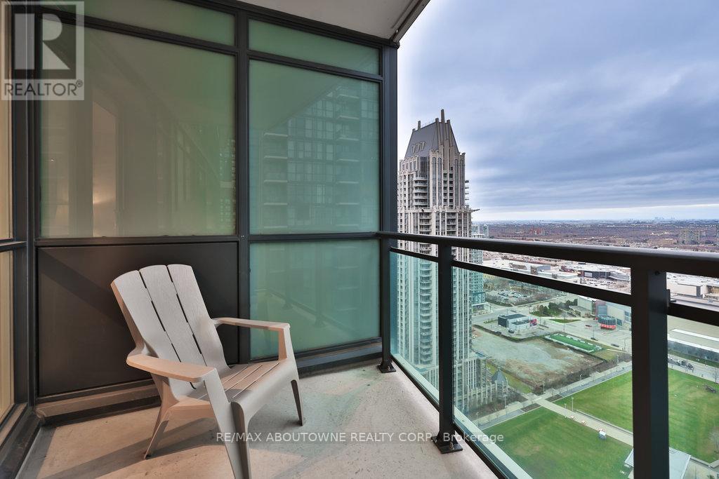 Photo 9 of 3109 4099 Brickstone Mews, Mississauga ON