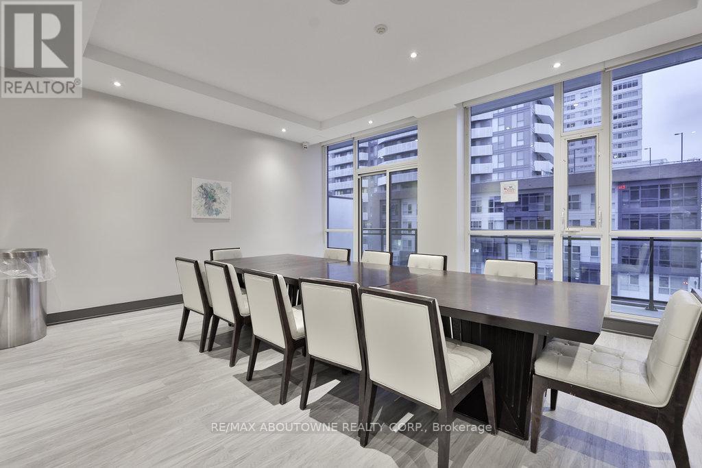 Photo 14 of 3109 4099 Brickstone Mews, Mississauga ON