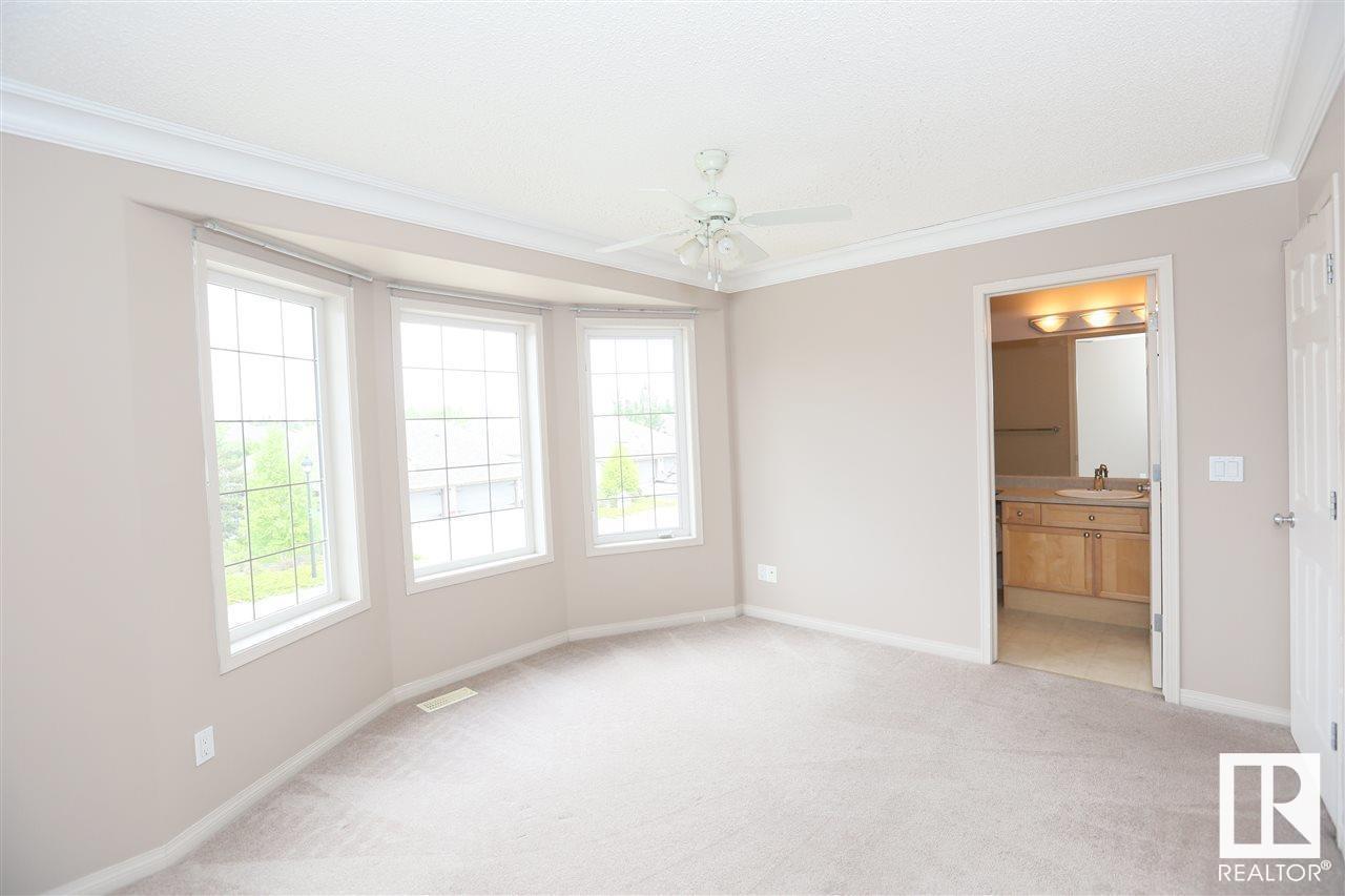 Photo 18 of 10903 8 Av Sw, Edmonton AB