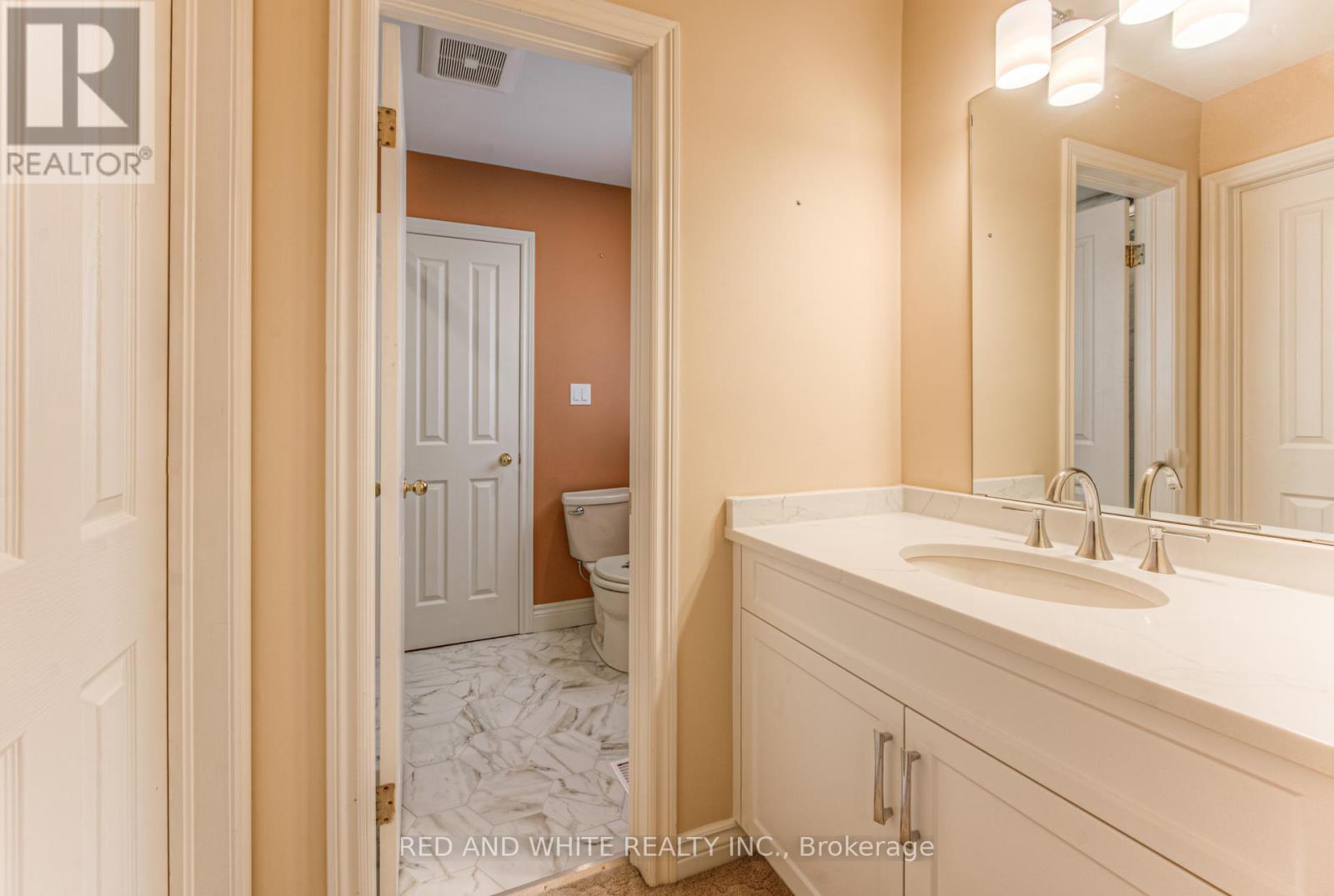 Photo 20 of 2 Morningview Place, Kitchener ON