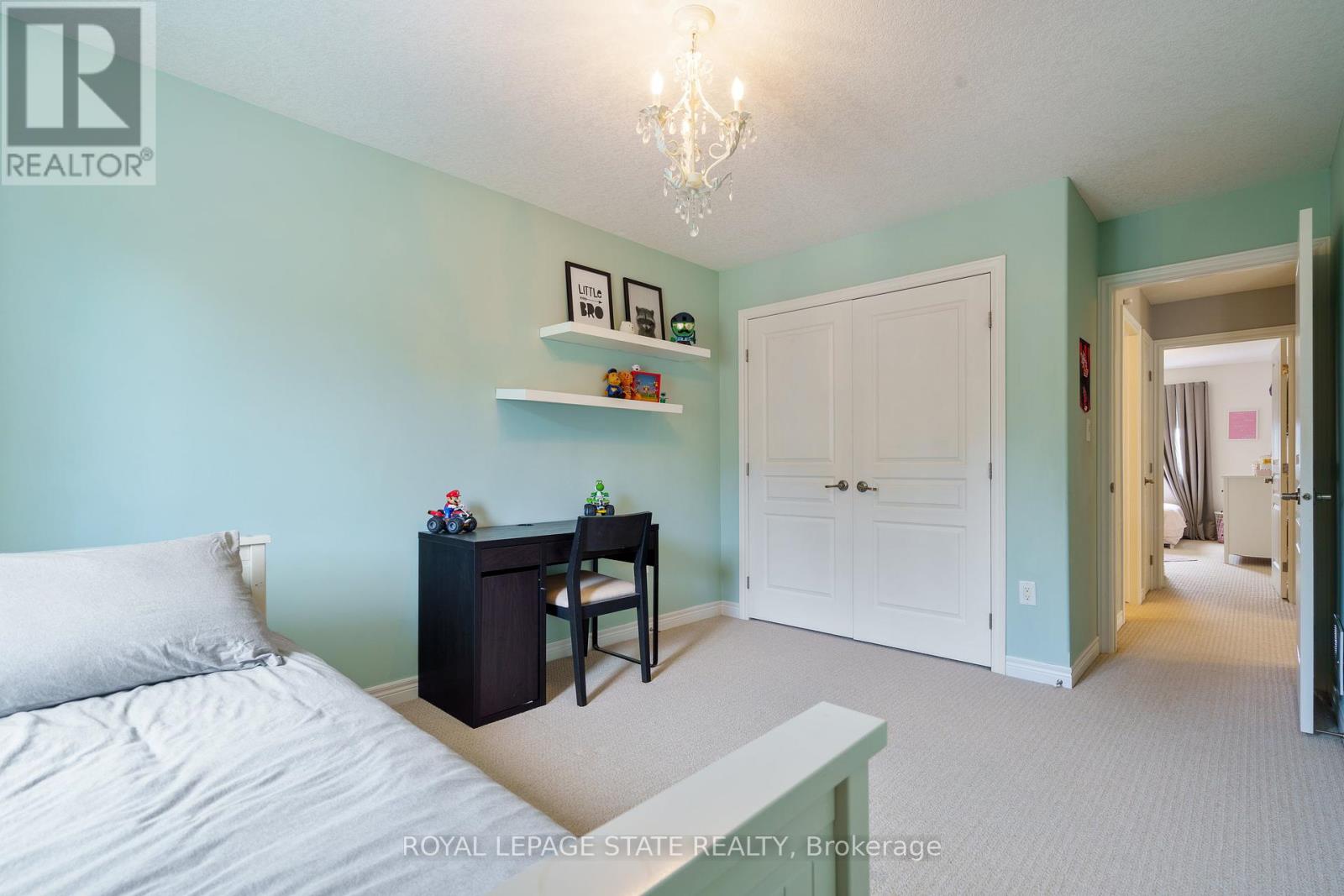 Photo 46 of 42 Chestnut Drive, Grimsby ON