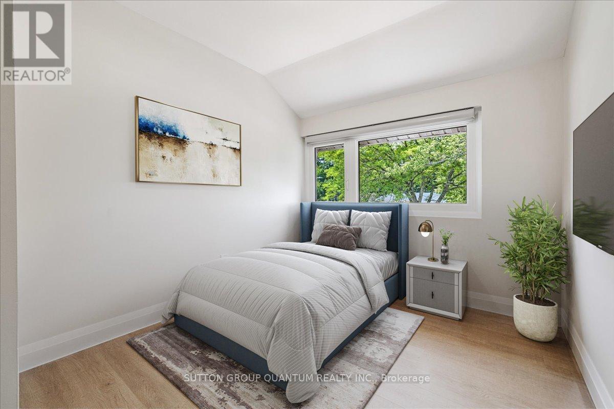 Photo 3 of Unit 1 18 Pleasant Avenue, Hamilton ON
