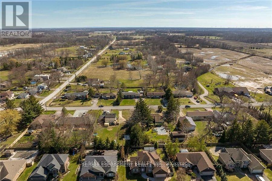 Photo 14 of 815 Foss Road, Pelham ON