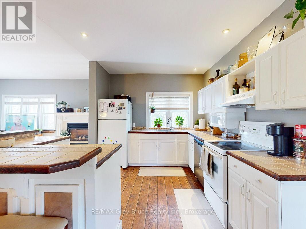 Photo 28 of 523 Tyson Street, South Bruce Peninsula ON