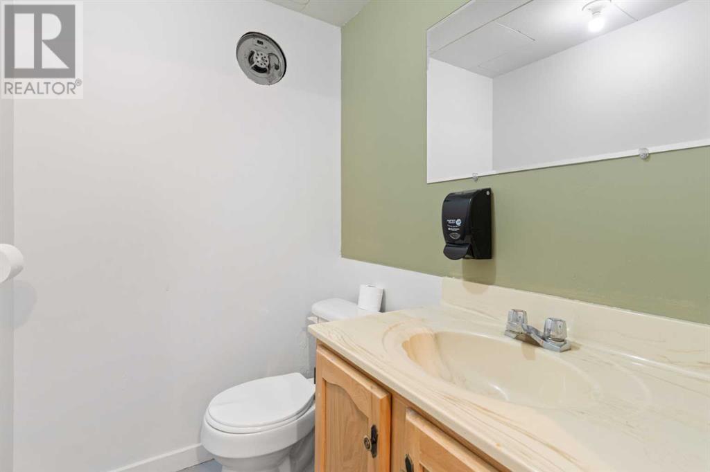 Photo 3 of 5017 50 Street, Camrose AB