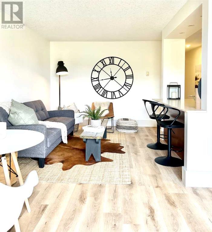 Single Family House for Sale in    Avenue SW South Calgary Calgary 