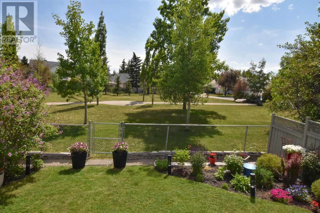 Single Family House for Sale in  Scenic View Close NW Scenic Acres Calgary 