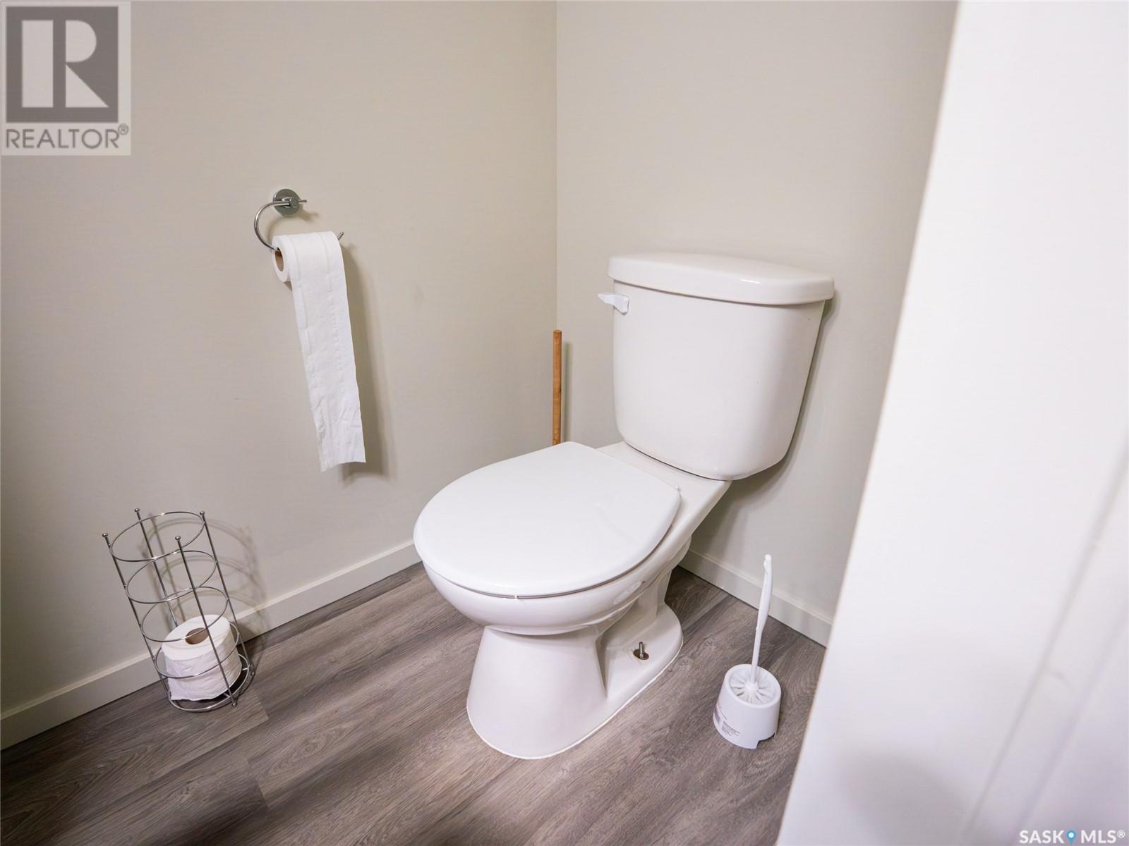 Single Family House Bungalow for Sale in  Forget STREET Regina 