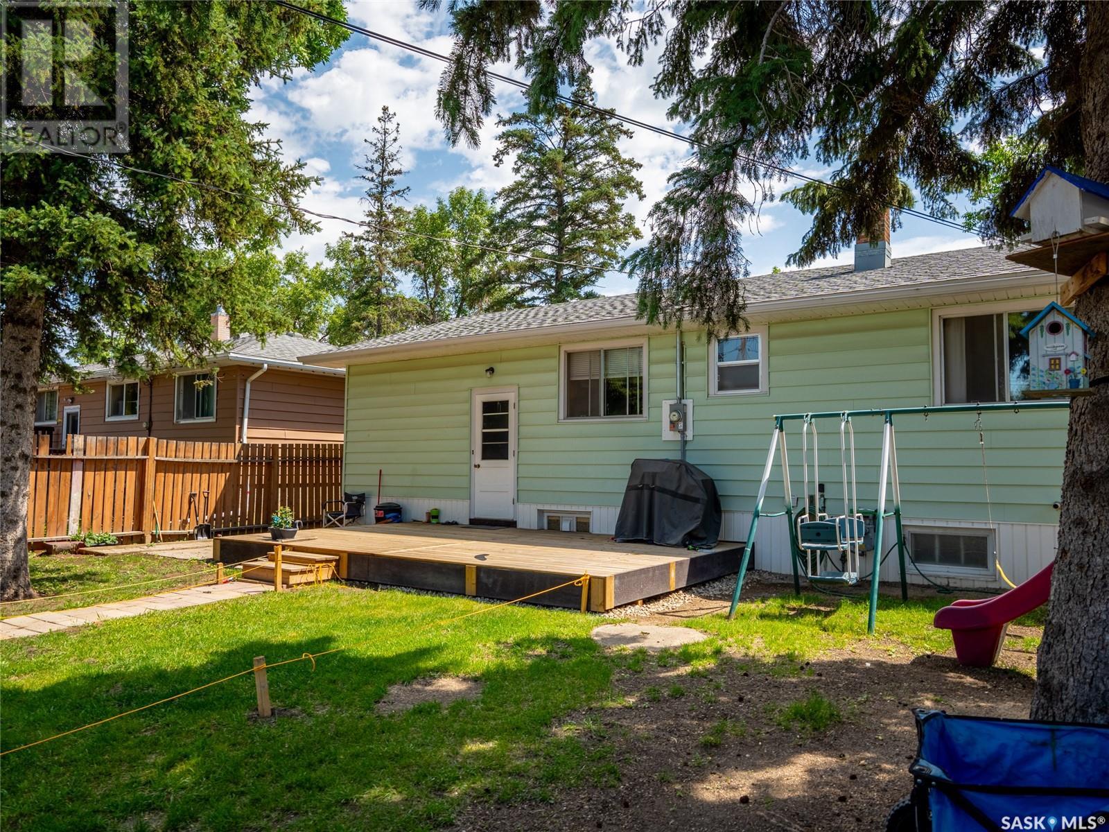 Single Family House Bungalow for Sale in  Forget STREET Regina 