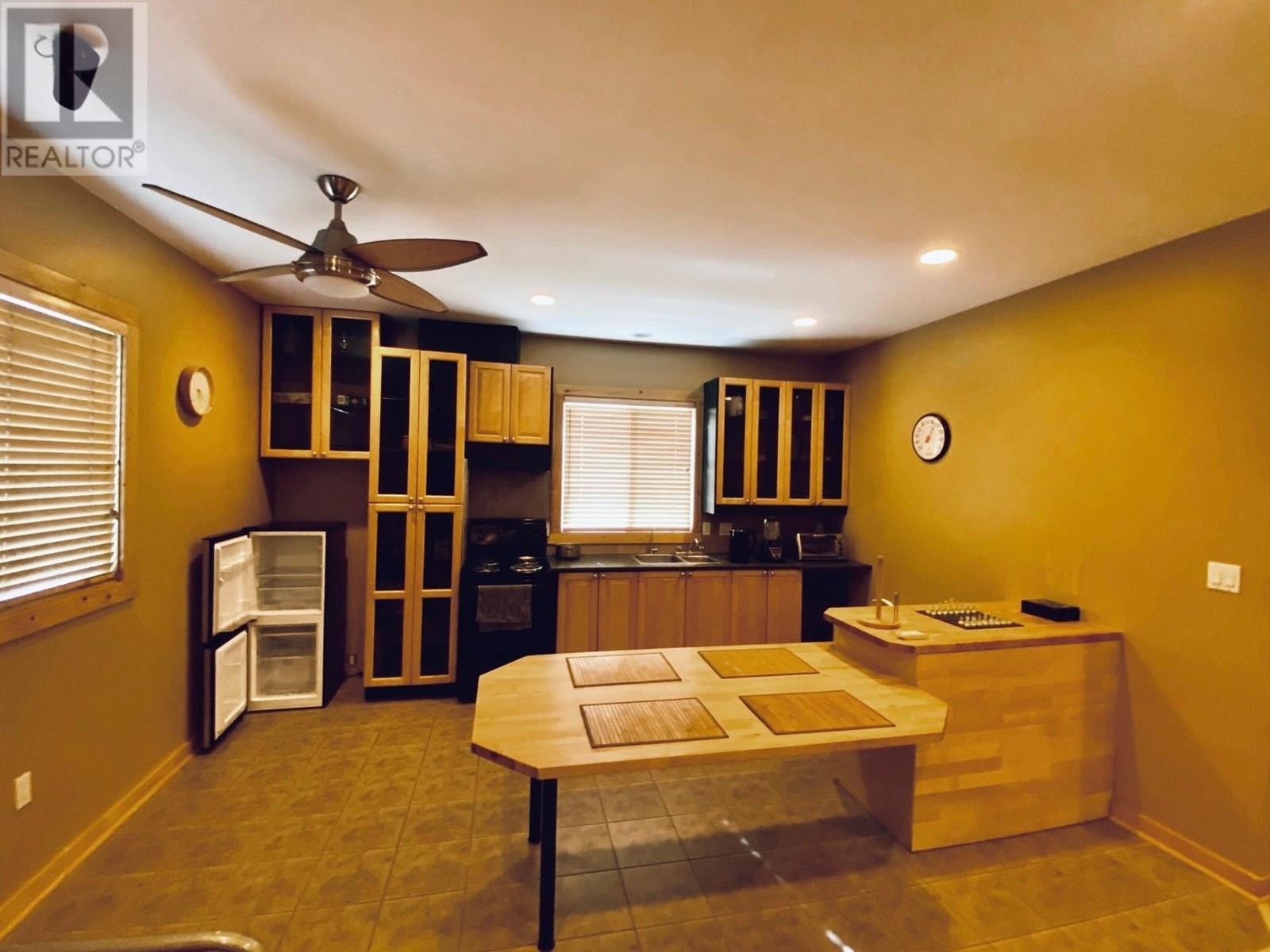 3325 Barriere South Road, Barriere
