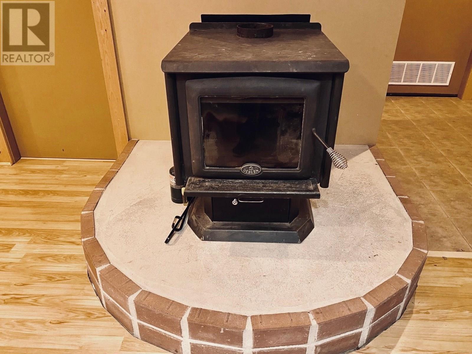 3325 Barriere South Road, Barriere
