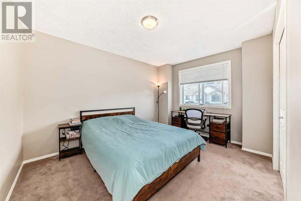 Single Family House for Sale in  Rocky Vista Circle NW Rocky Ridge Calgary 