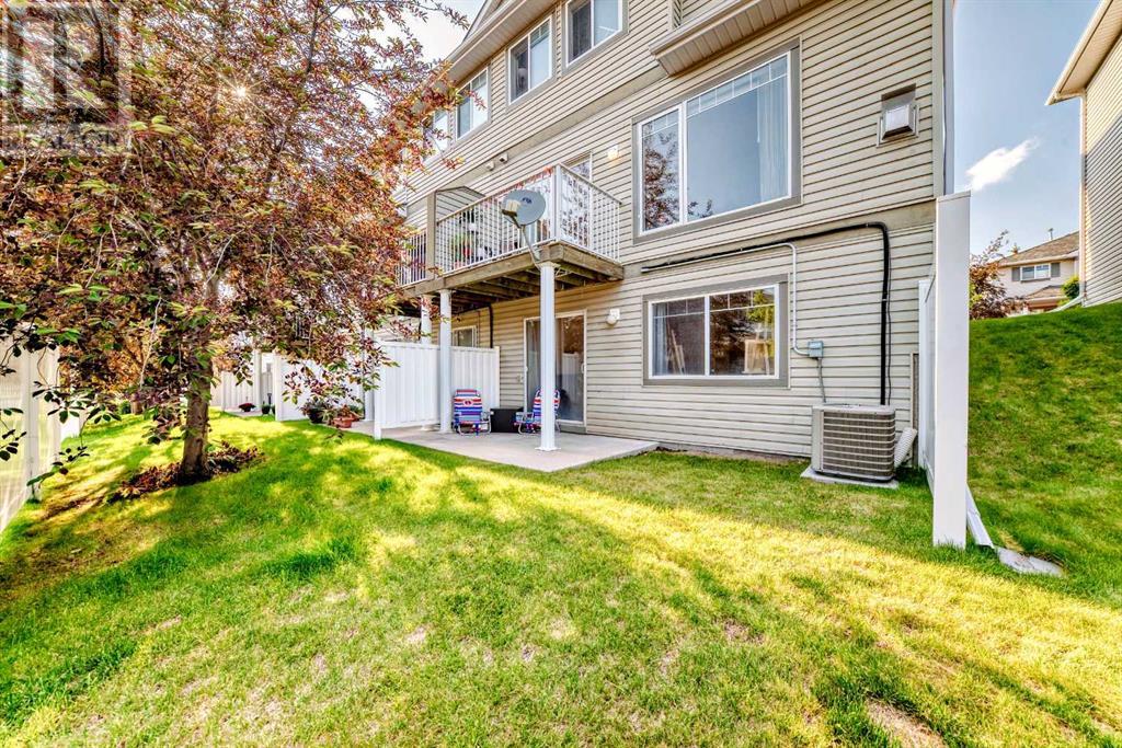Single Family House for Sale in  Rocky Vista Circle NW Rocky Ridge Calgary 