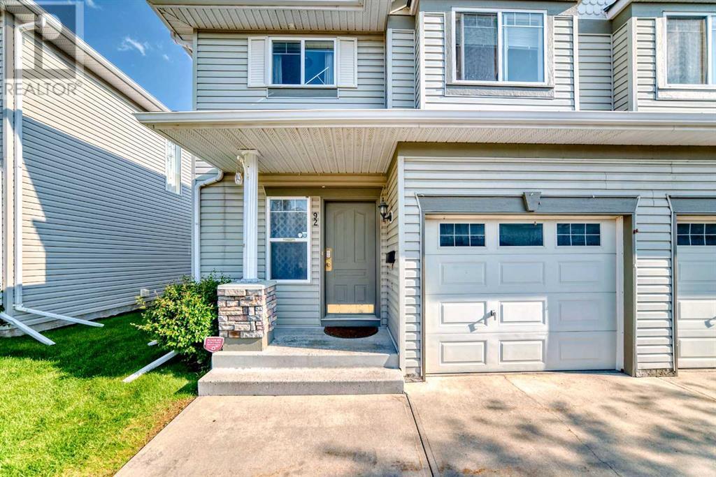 Single Family House for Sale in  Rocky Vista Circle NW Rocky Ridge Calgary 