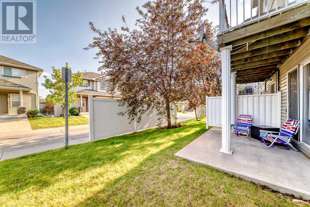 Single Family House for Sale in  Rocky Vista Circle NW Rocky Ridge Calgary 
