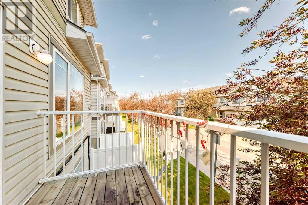 Single Family House for Sale in  Rocky Vista Circle NW Rocky Ridge Calgary 