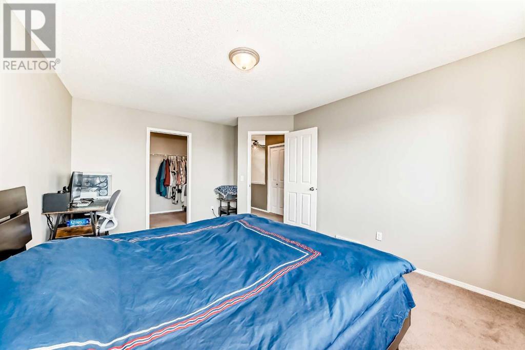Single Family House for Sale in  Rocky Vista Circle NW Rocky Ridge Calgary 