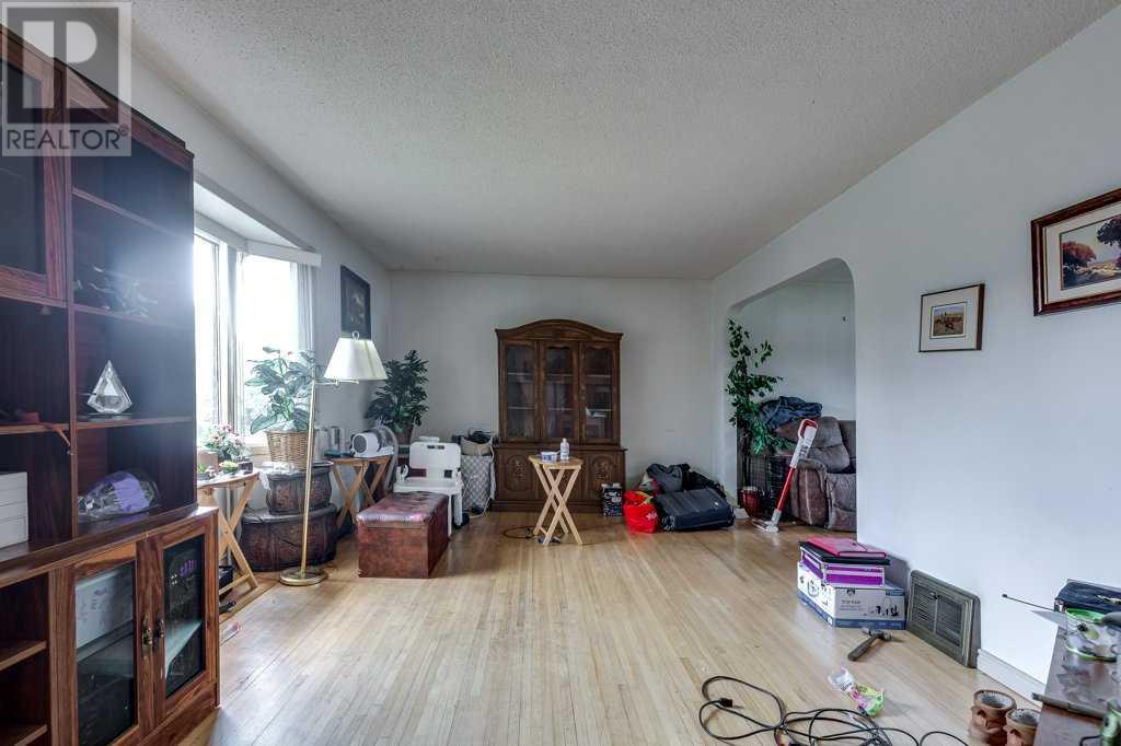 Photo 23 of 4122 39 Street, Red Deer AB