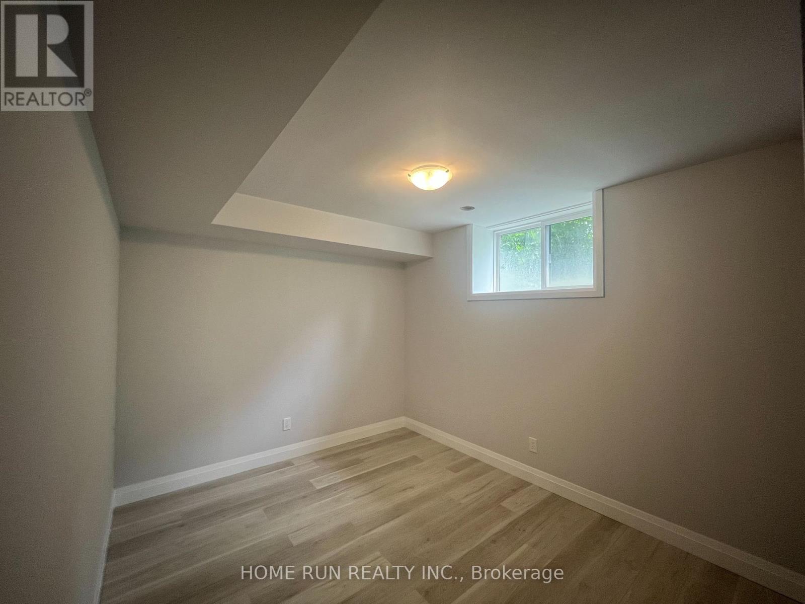 Photo 10 of C 89 Queen Mary Street, Ottawa ON