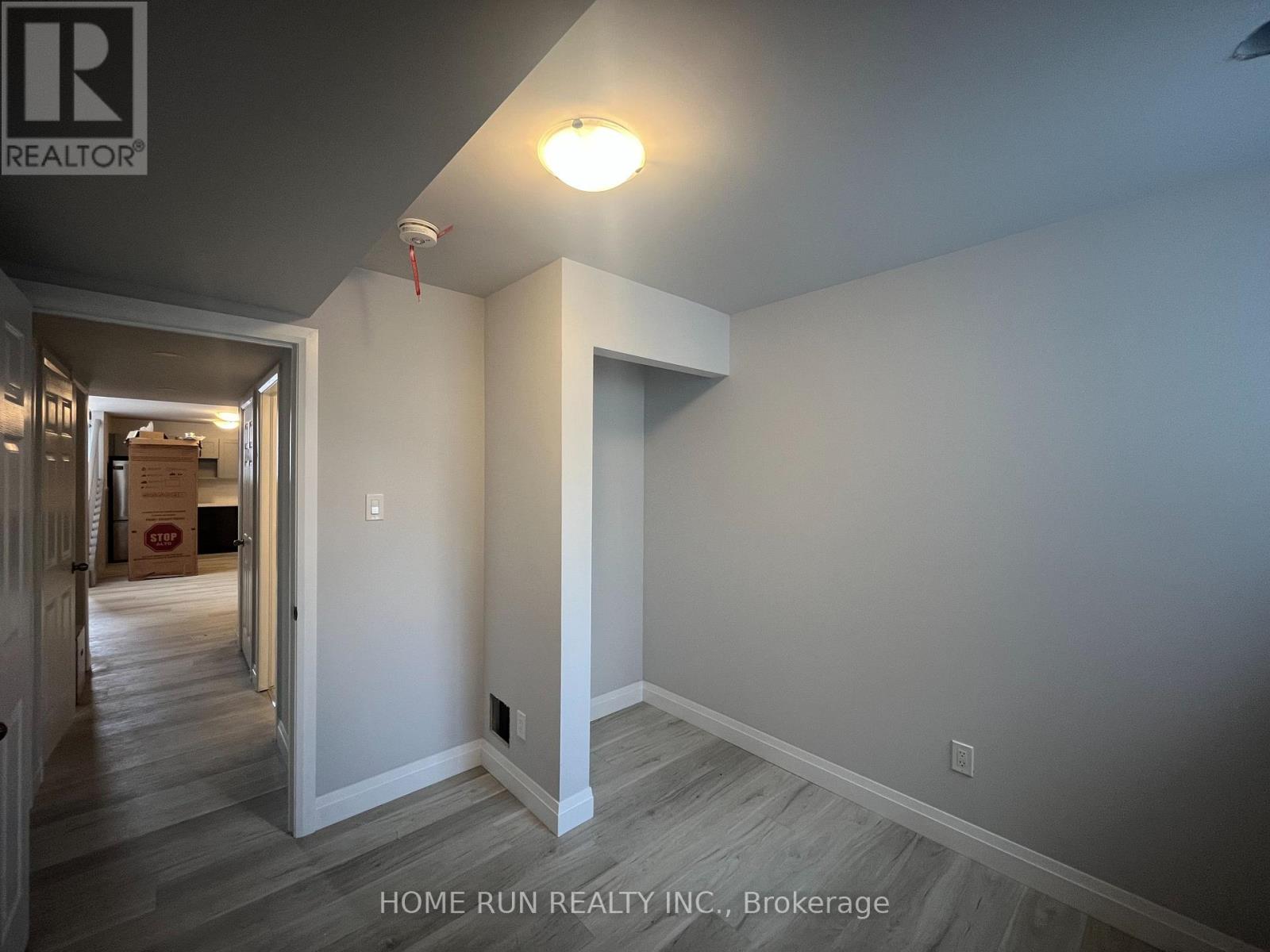 Photo 11 of C 89 Queen Mary Street, Ottawa ON