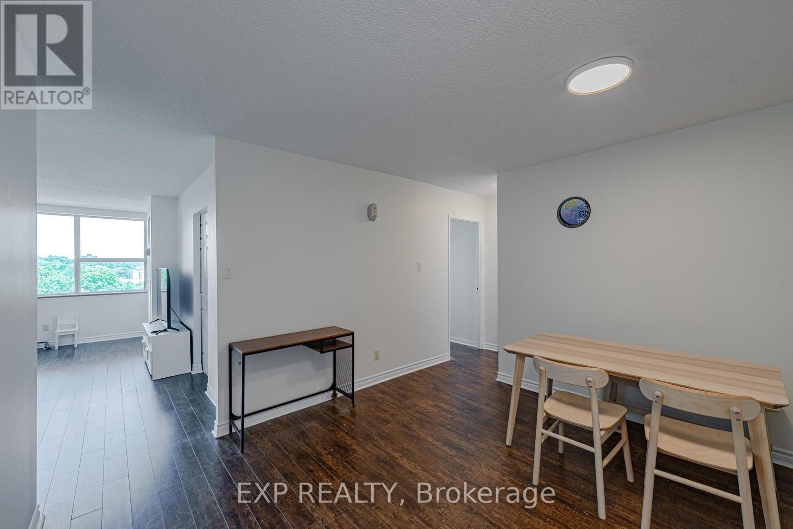 Photo 19 of 1111 555 Brittany Drive, Ottawa ON