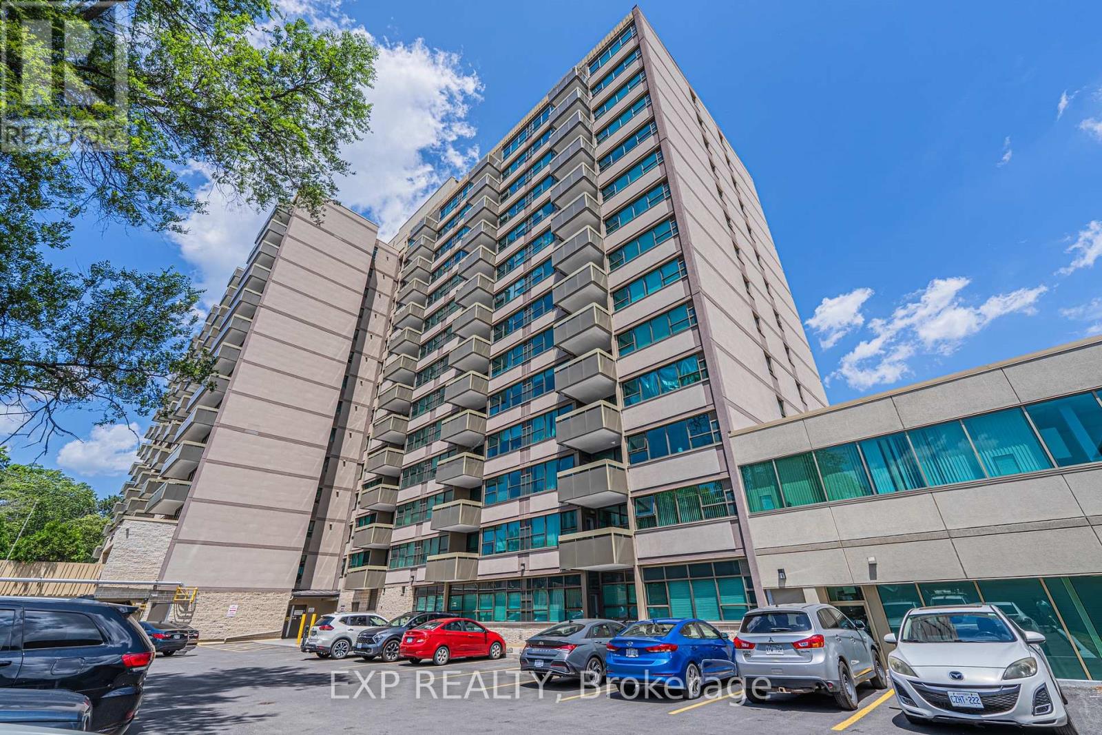 Photo 27 of 1111 555 Brittany Drive, Ottawa ON