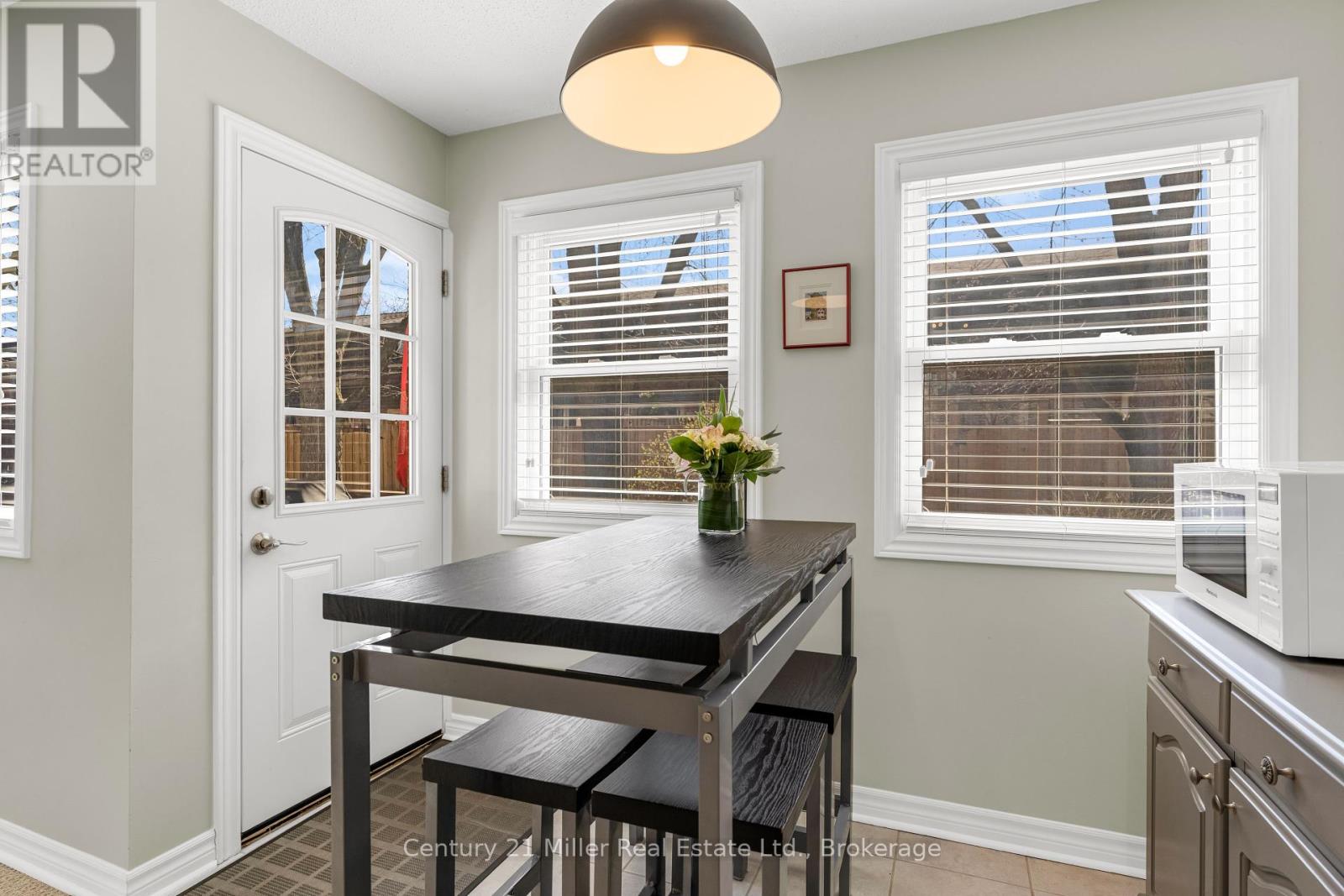 Photo 34 of 19 1310 Hampton Street, Oakville ON