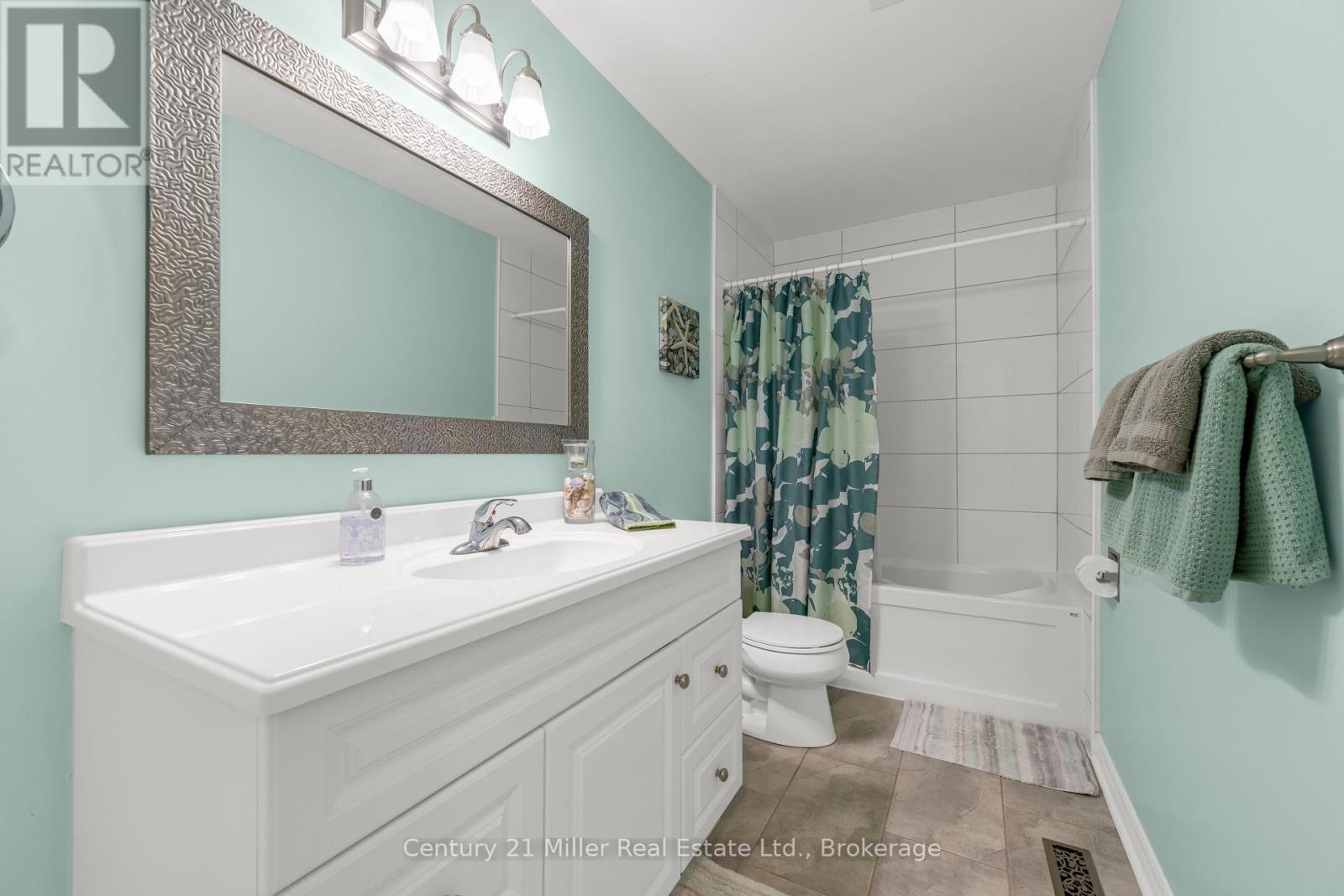 Photo 39 of 19 1310 Hampton Street, Oakville ON