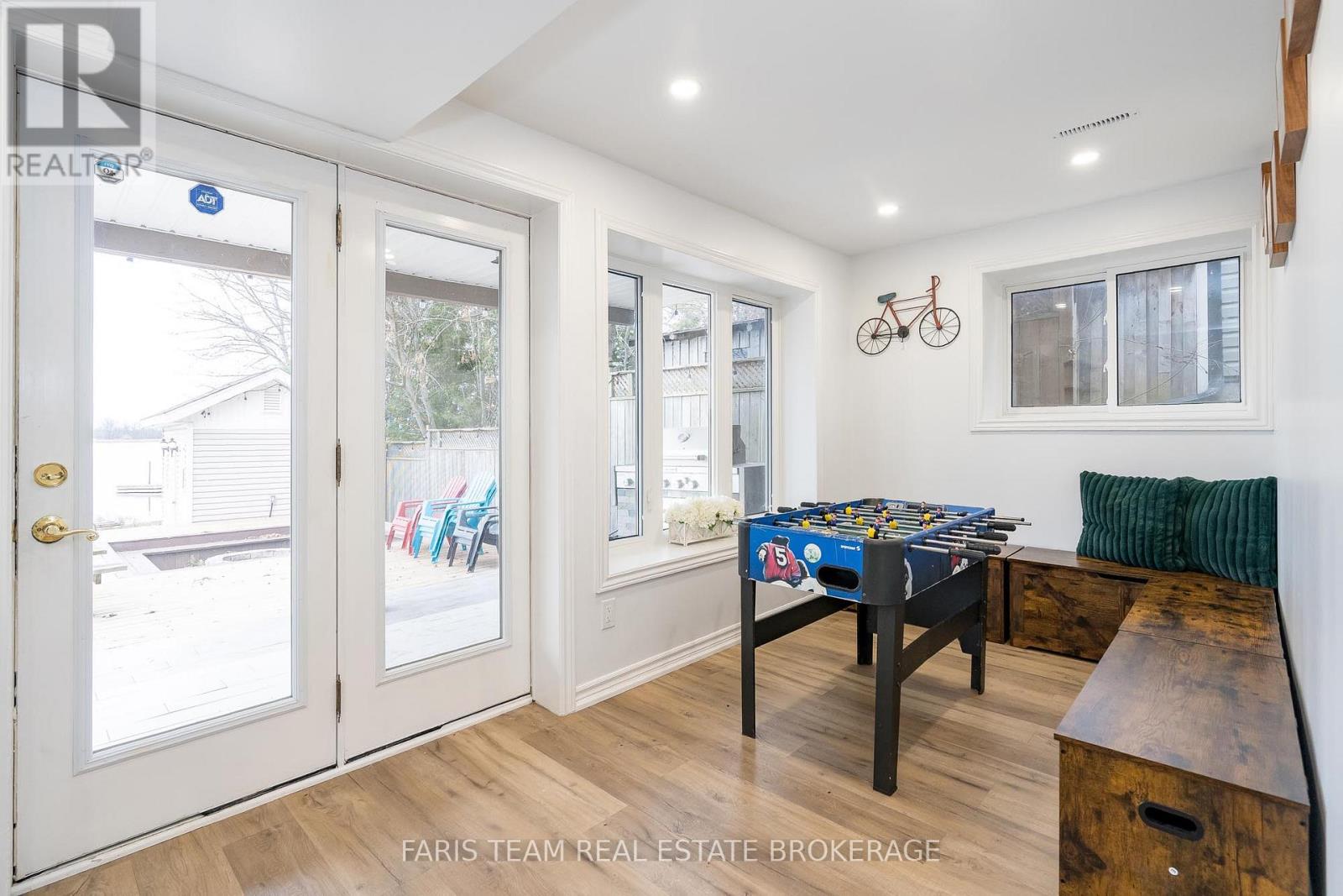 Photo 7 of 122 Mitchells Beach Road, Tay ON