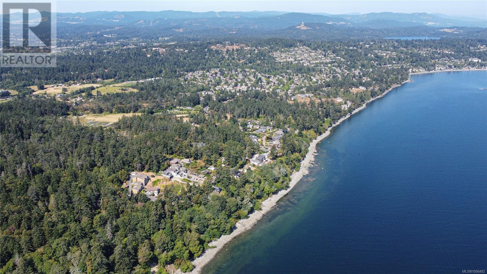 Photo 1 of 4563 Cordova Bay Rd, Saanich BC