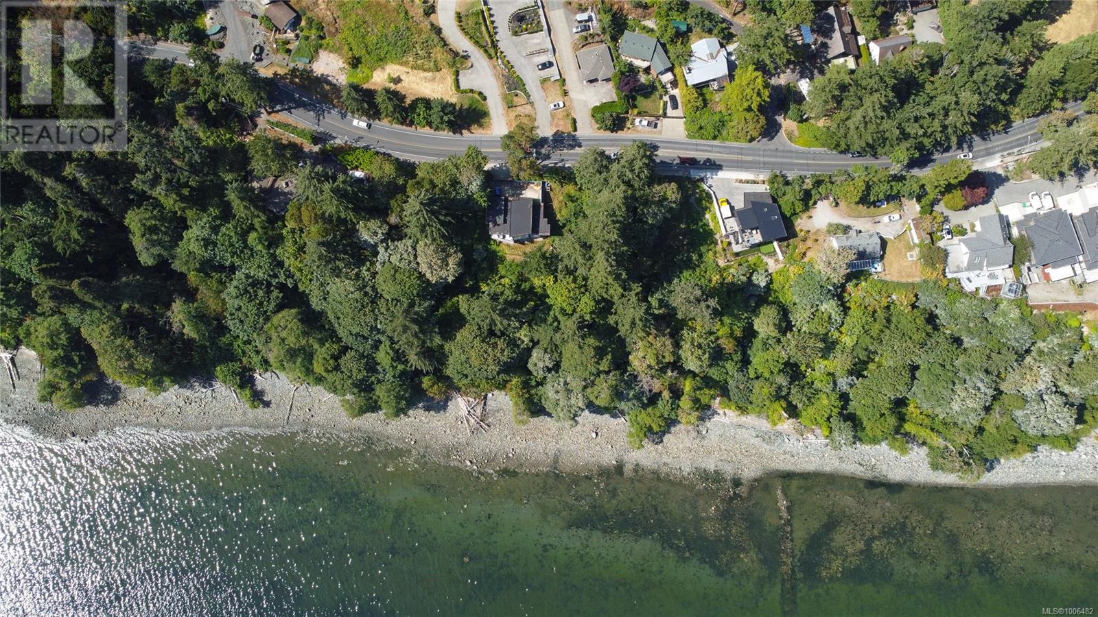 Photo 12 of 4563 Cordova Bay Rd, Saanich BC